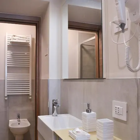Garda Maison D'isabella * لوناتو